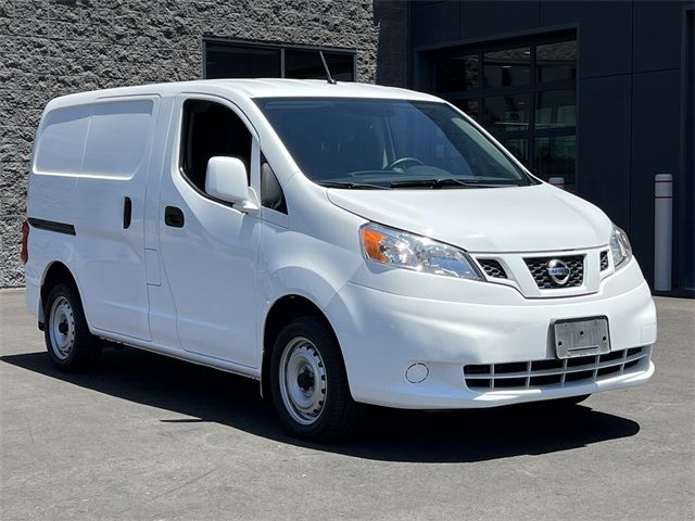 2017 Nissan NV200 S