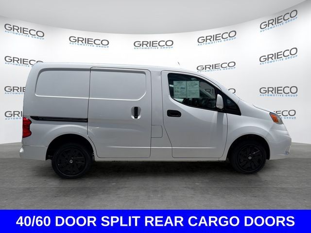 2017 Nissan NV200 SV