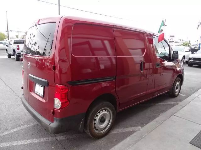 2017 Nissan NV200 S