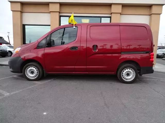 2017 Nissan NV200 S
