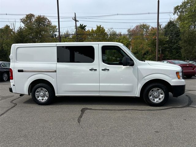 2017 Nissan NV SV