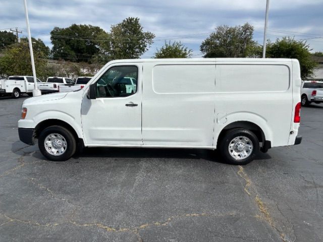 2017 Nissan NV SV