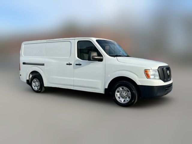 2017 Nissan NV SV