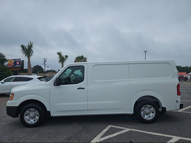 2017 Nissan NV SV