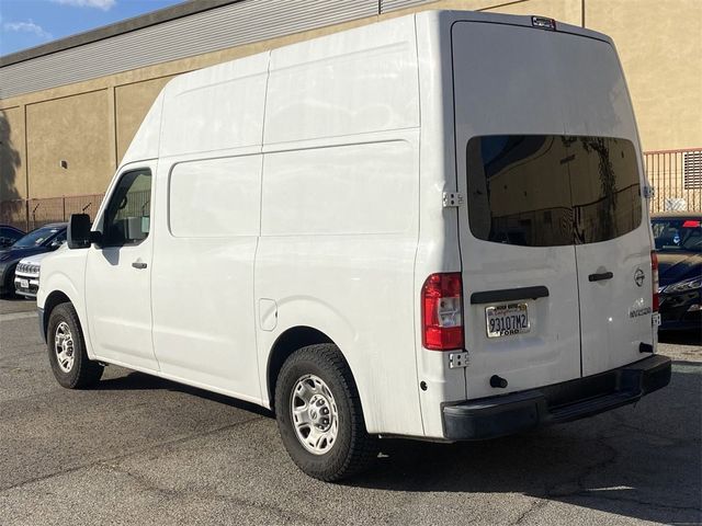 2017 Nissan NV SV