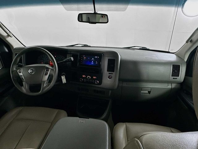 2017 Nissan NV SL