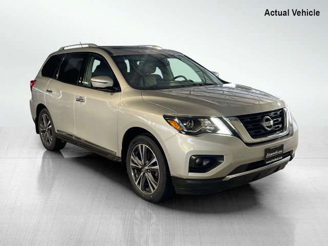 2017 Nissan Pathfinder Platinum