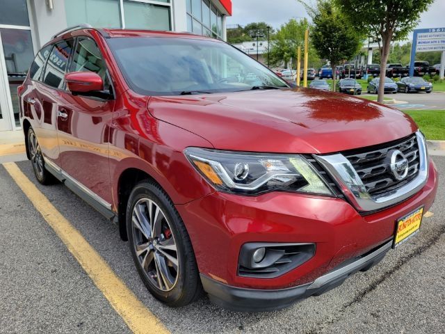 2017 Nissan Pathfinder Platinum