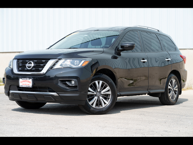 2017 Nissan Pathfinder SV