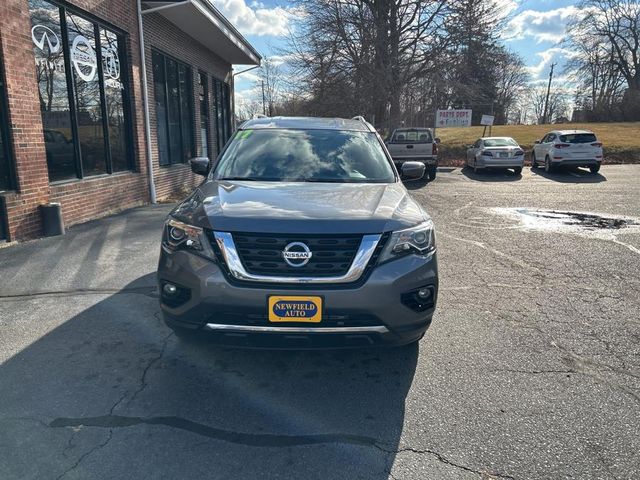 2017 Nissan Pathfinder SV