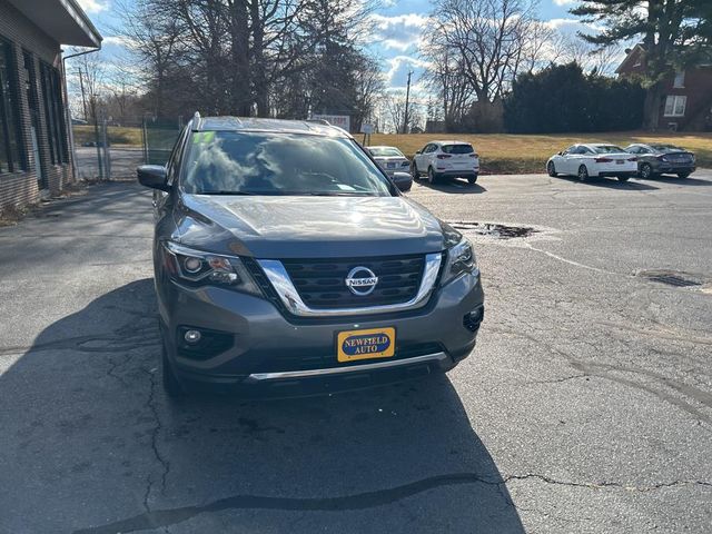 2017 Nissan Pathfinder SV