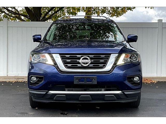 2017 Nissan Pathfinder Platinum