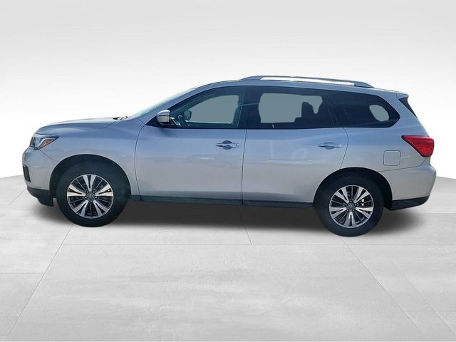 2017 Nissan Pathfinder SV