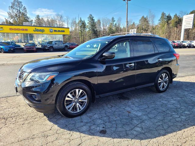 2017 Nissan Pathfinder S