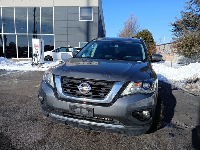 2017 Nissan Pathfinder SV