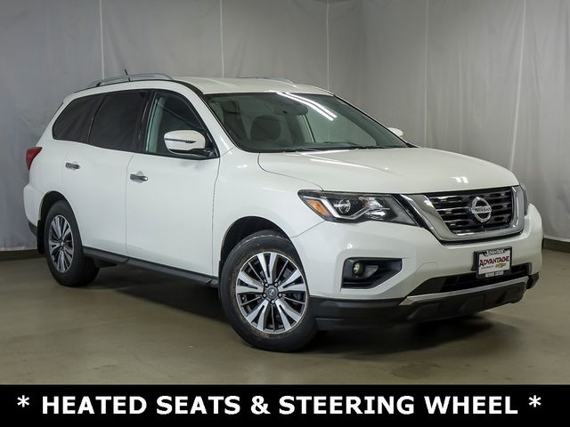 2017 Nissan Pathfinder SV