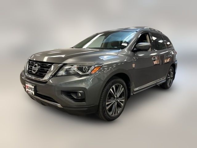 2017 Nissan Pathfinder Platinum