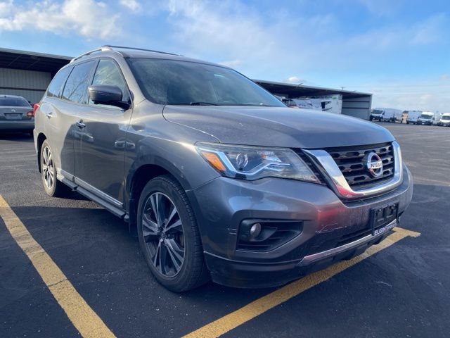 2017 Nissan Pathfinder Platinum