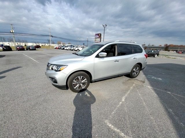 2017 Nissan Pathfinder 