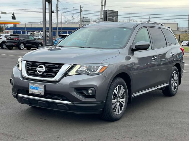 2017 Nissan Pathfinder SV