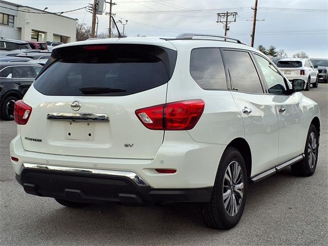 2017 Nissan Pathfinder SV