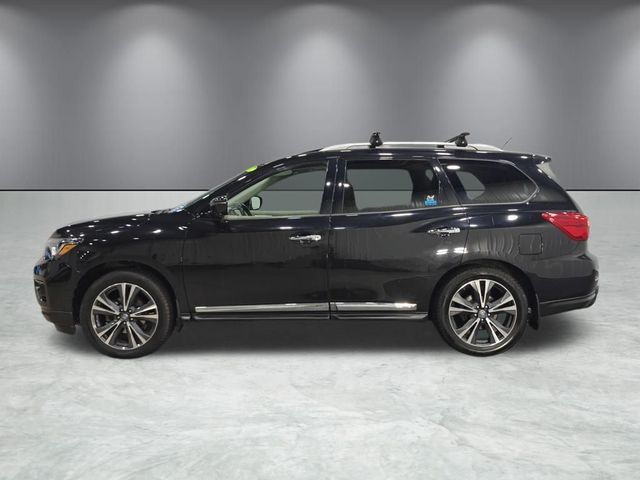 2017 Nissan Pathfinder Platinum