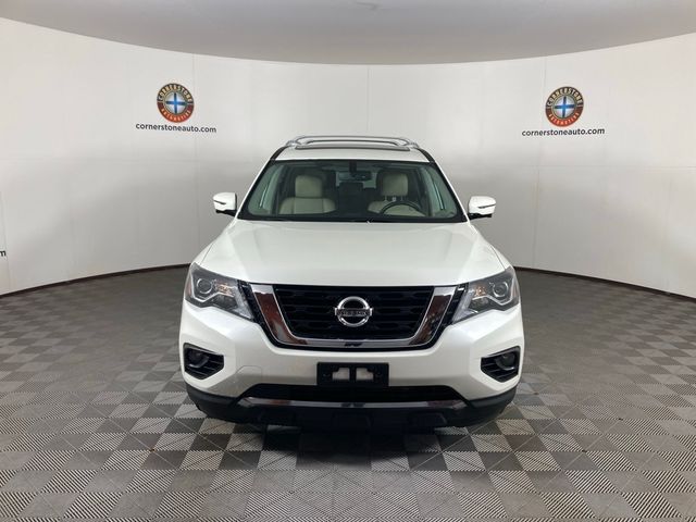 2017 Nissan Pathfinder Platinum