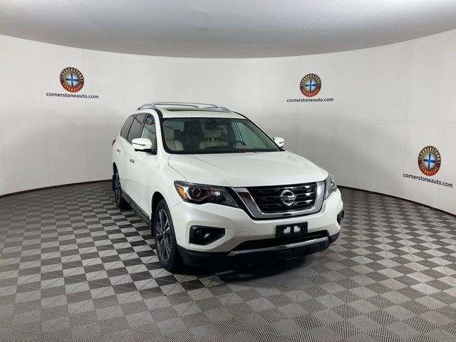 2017 Nissan Pathfinder Platinum