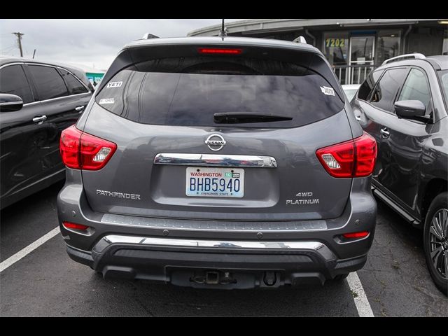 2017 Nissan Pathfinder Platinum