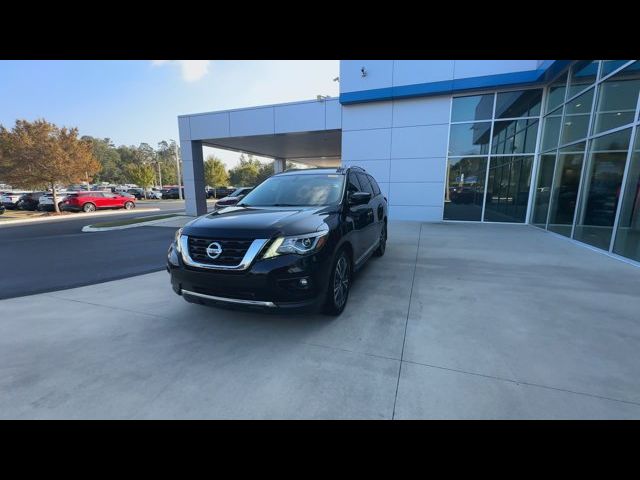 2017 Nissan Pathfinder Platinum