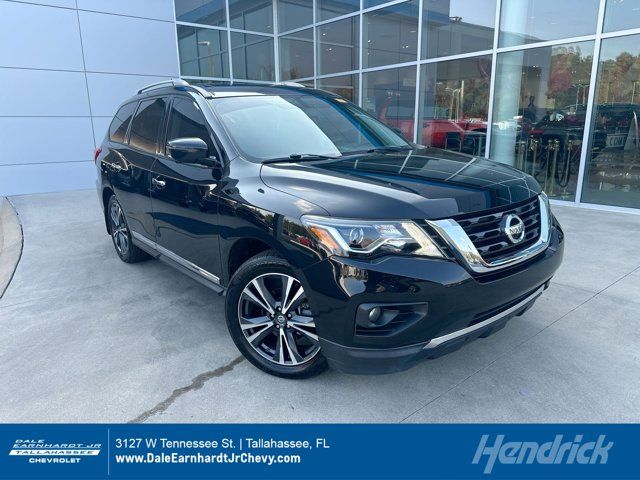 2017 Nissan Pathfinder Platinum