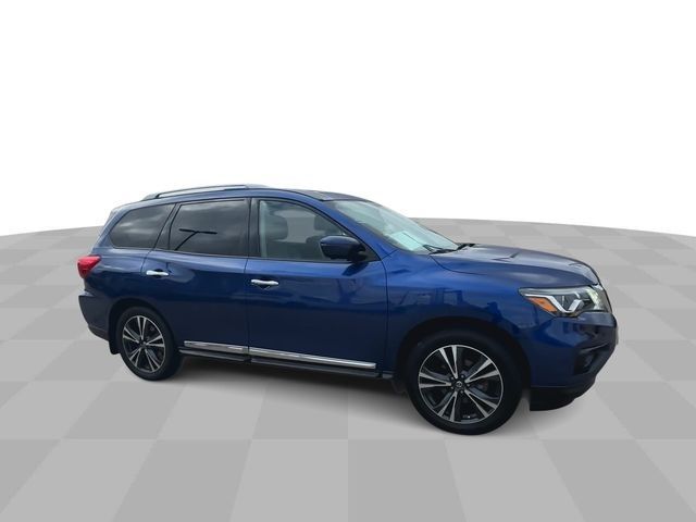 2017 Nissan Pathfinder Platinum