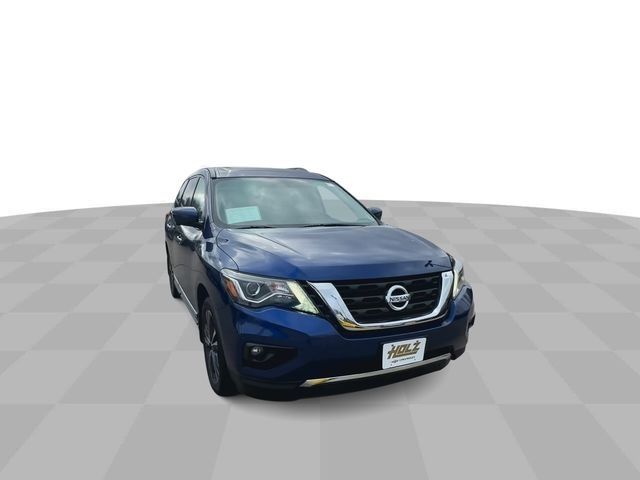 2017 Nissan Pathfinder Platinum