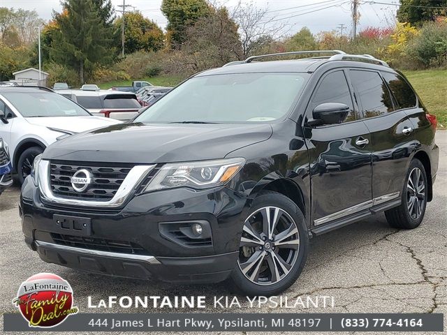 2017 Nissan Pathfinder Platinum