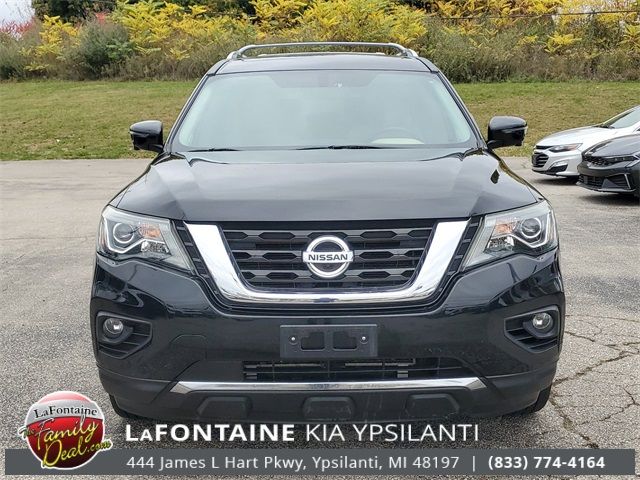 2017 Nissan Pathfinder Platinum