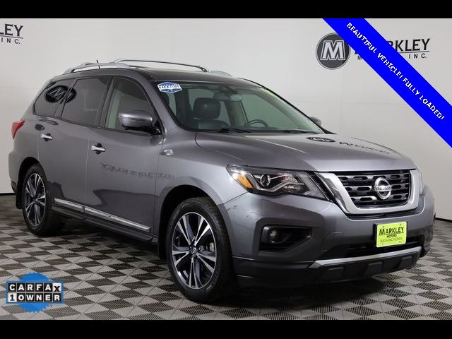 2017 Nissan Pathfinder Platinum