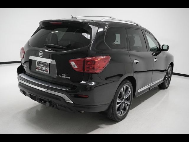 2017 Nissan Pathfinder Platinum