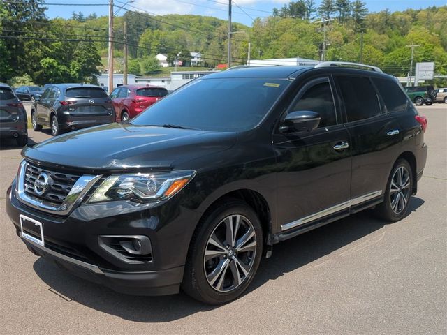 2017 Nissan Pathfinder Platinum