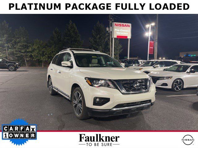 2017 Nissan Pathfinder Platinum