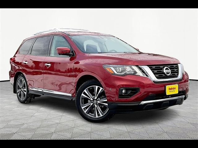 2017 Nissan Pathfinder Platinum