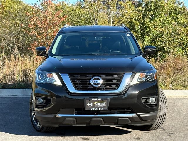 2017 Nissan Pathfinder Platinum