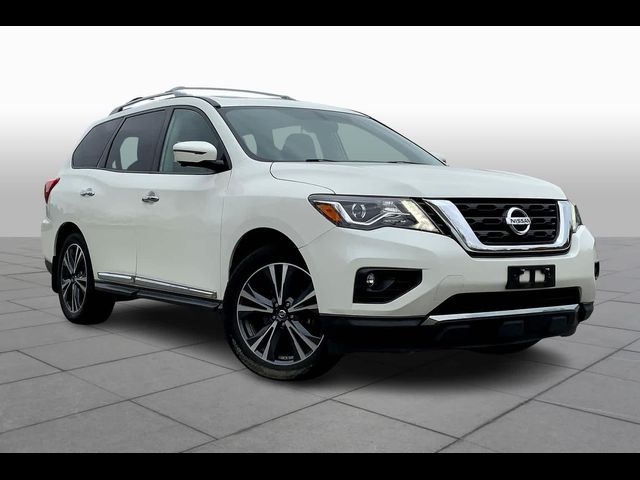 2017 Nissan Pathfinder Platinum