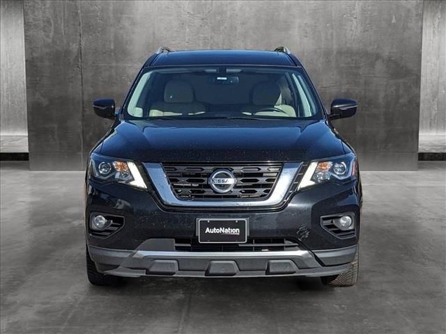 2017 Nissan Pathfinder Platinum