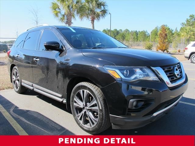 2017 Nissan Pathfinder Platinum