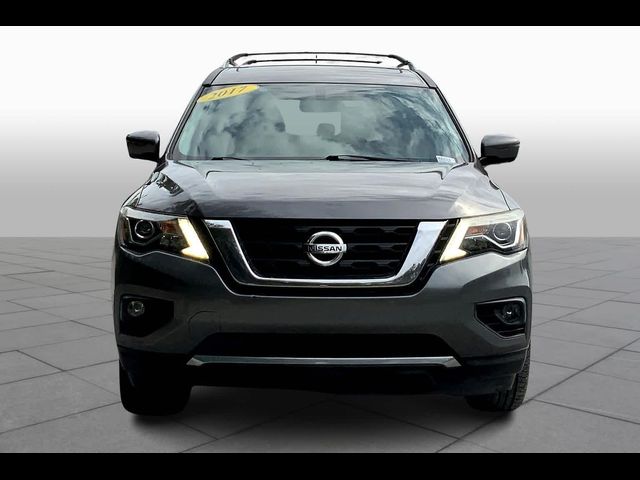 2017 Nissan Pathfinder Platinum