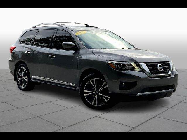 2017 Nissan Pathfinder Platinum