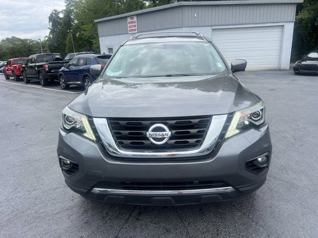 2017 Nissan Pathfinder Platinum