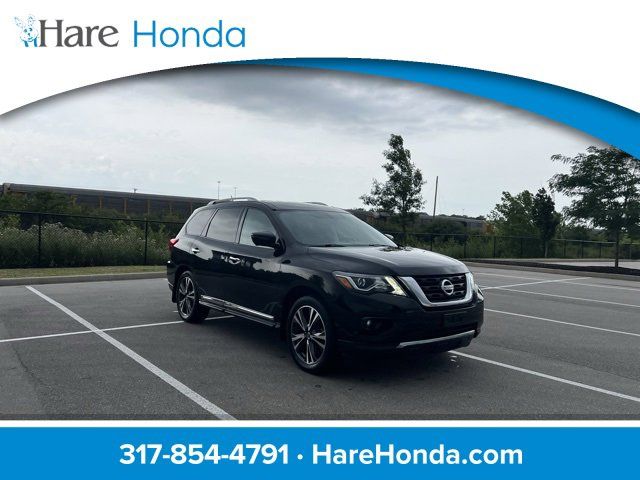 2017 Nissan Pathfinder Platinum