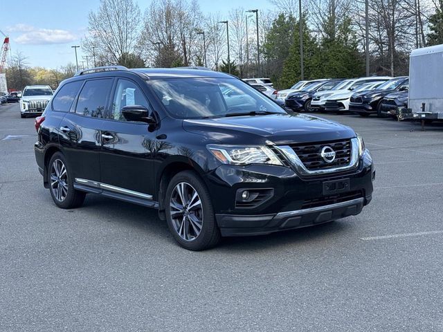 2017 Nissan Pathfinder Platinum