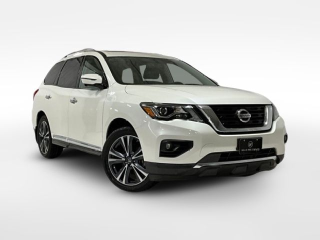 2017 Nissan Pathfinder Platinum